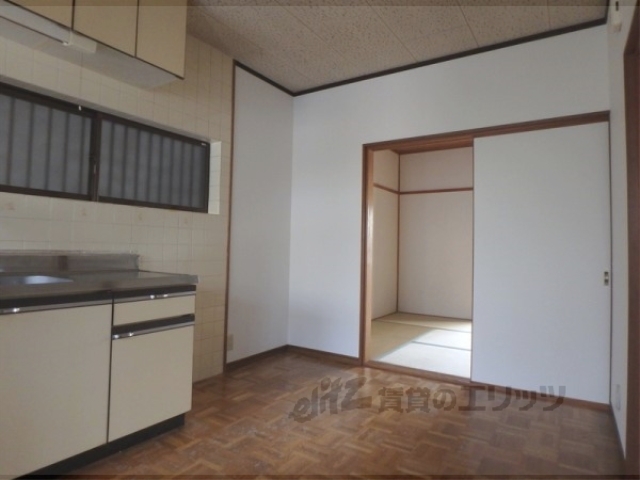 居室・リビング　リビング