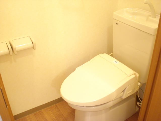 トイレ　シャワー付トイレ