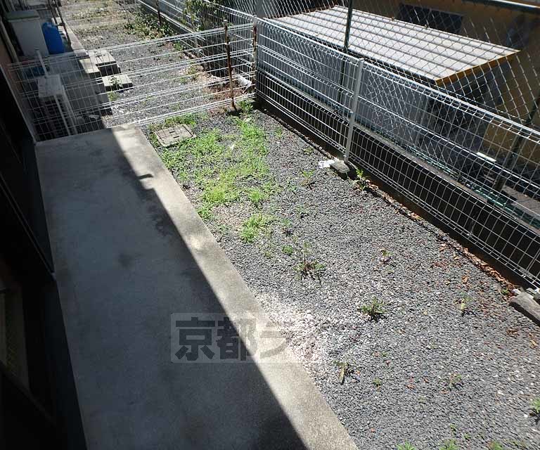 バルコニー　お手ごろ価格のハイツです