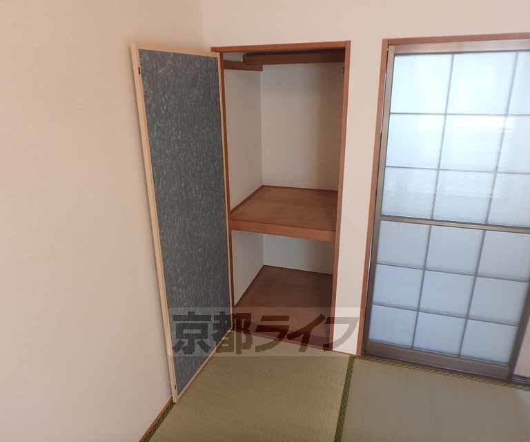 収納　お手ごろ価格のハイツです