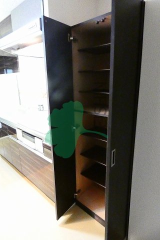 玄関　下駄箱もしっかりついてます！