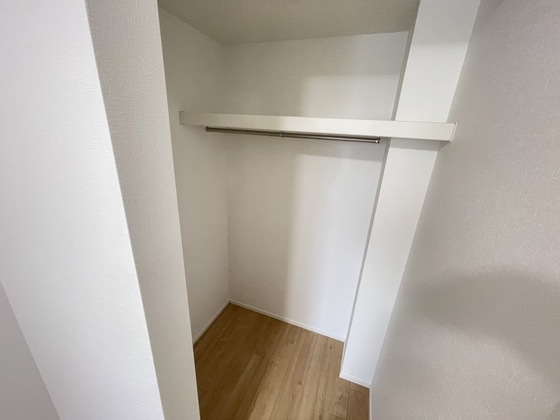収納　※別部屋の写真です