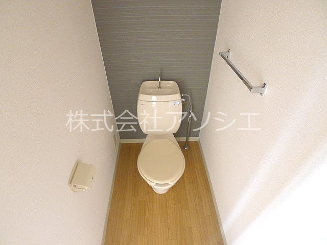 トイレ　トイレ