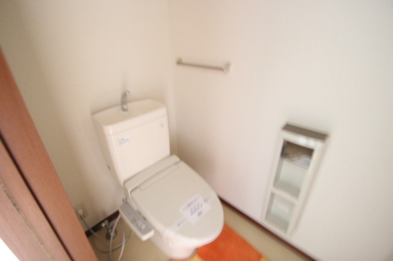 トイレ　※別部屋の写真です