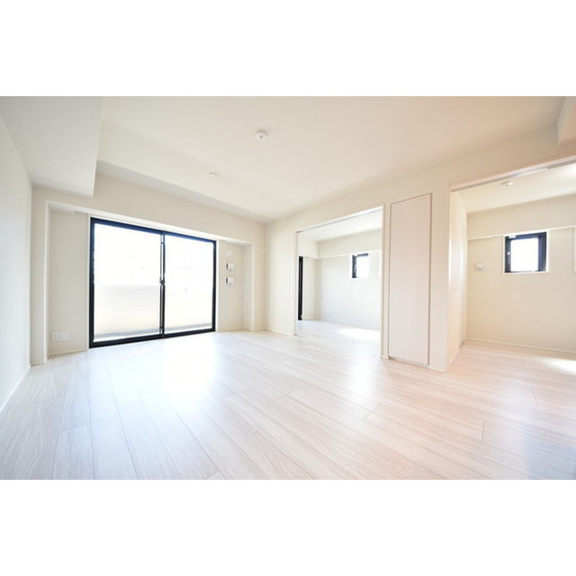 居室・リビング　当社提携の為、仲手不要な上に特別キャンペーン付きです。