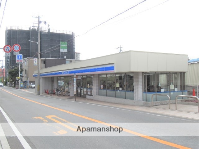 コンビニ　ローソン（コンビニ）まで448m