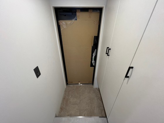 玄関　※別部屋の写真です