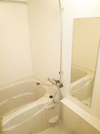 バス・シャワールーム　★浴室乾燥機付きバスルーム★