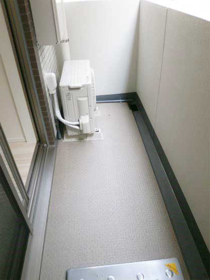 バルコニー　★洗濯物を干すスペース充分に取れます★