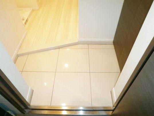 玄関　★余裕のある玄関スペース★