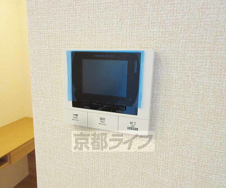 セキュリティ　モニター付きインターホンがって安心！