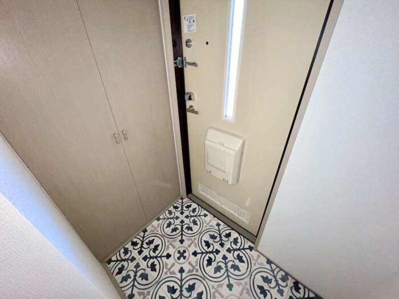 玄関　図面と現状に相違がある場合には現状を優先