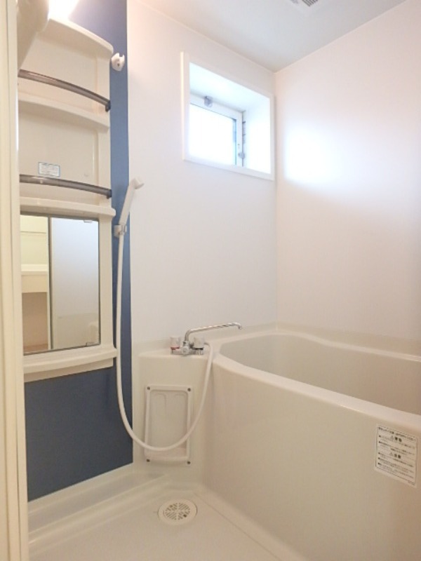 バス・シャワールーム　図面と現状に相違がある場合には現状を優先