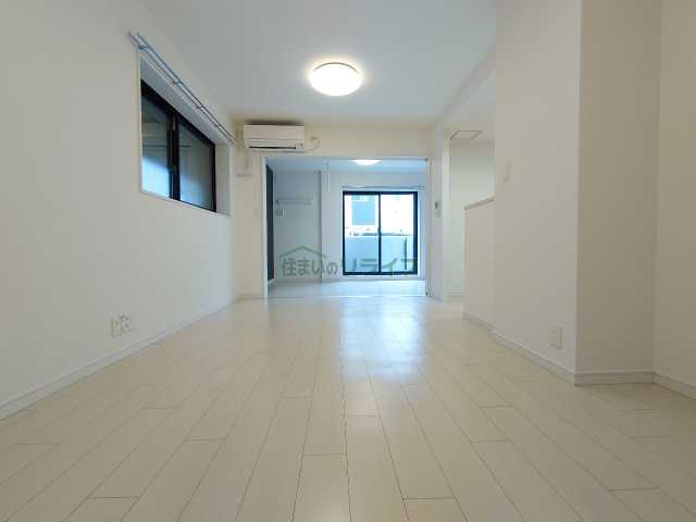 居室・リビング　リライフ浅草店