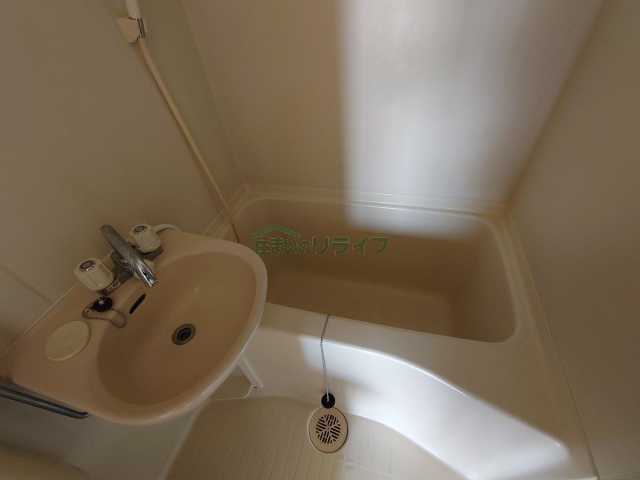 バス・シャワールーム　プレール新宿余丁町　別部屋参考写真です