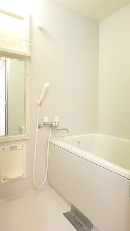 バス・シャワールーム　図面と現状に相違がある場合には現状を優先