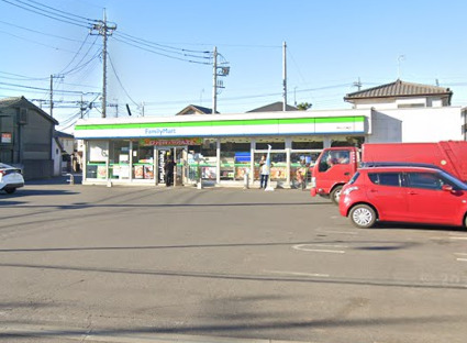 コンビニ　ファミリーマート野田上花輪店（コンビニ）まで659m