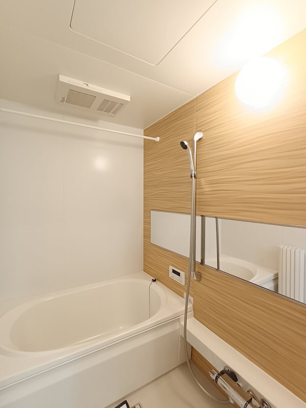 バス・シャワールーム　※同タイプ別居室のお写真です。