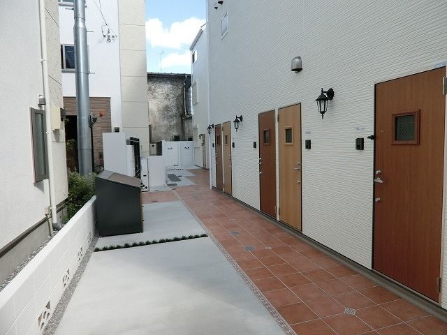 ロビー　★お問い合わせはタウンハウジングまで★