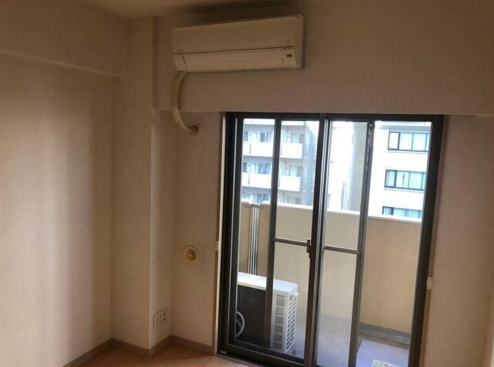 その他部屋・スペース　広くて明るい寝室