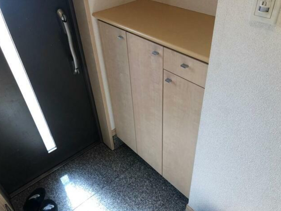 玄関　落ち着いた玄関です