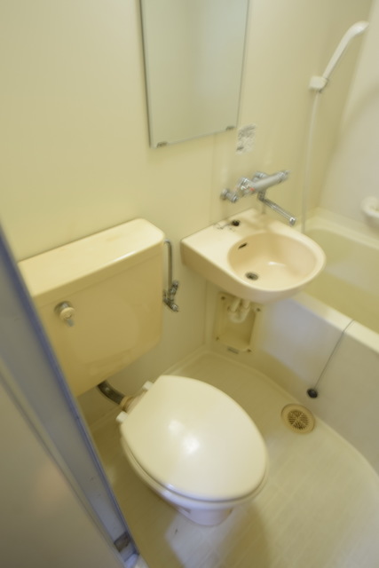 トイレ　～トイレの時間も大事なひと時～