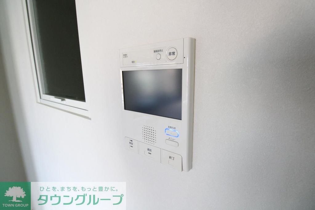 ロビー　エレベータ完備