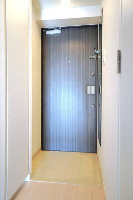玄関　※写真は同タイプ住戸です。