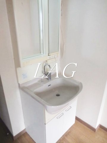 洗面設備　洗面台です。