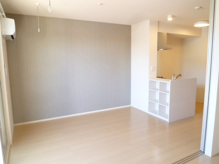 居室・リビング　※他部屋参照・現況優先