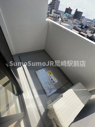 バルコニー　外からの目が気にならないバルコニーで洗濯物が干せます