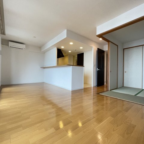 居室・リビング　同仕様タイプです