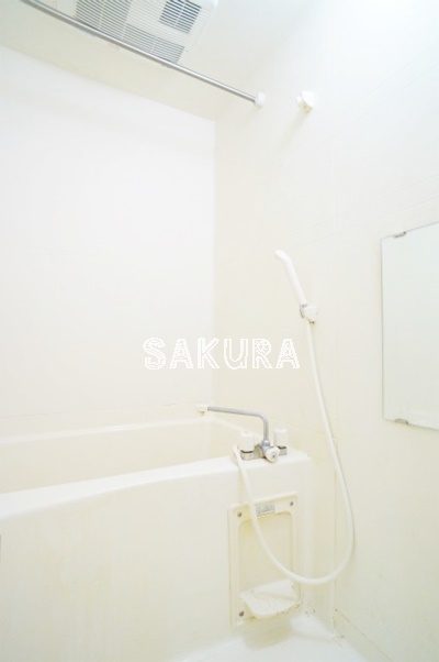 バス・シャワールーム　日々の疲れを癒すお風呂です♪