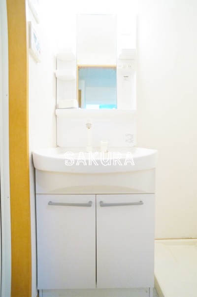 洗面設備　忙しい朝には欠かせない洗面所です♪