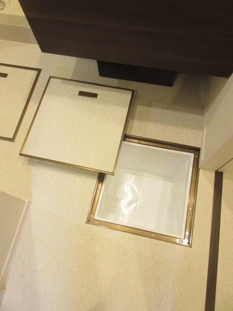 その他設備　★床下収納★