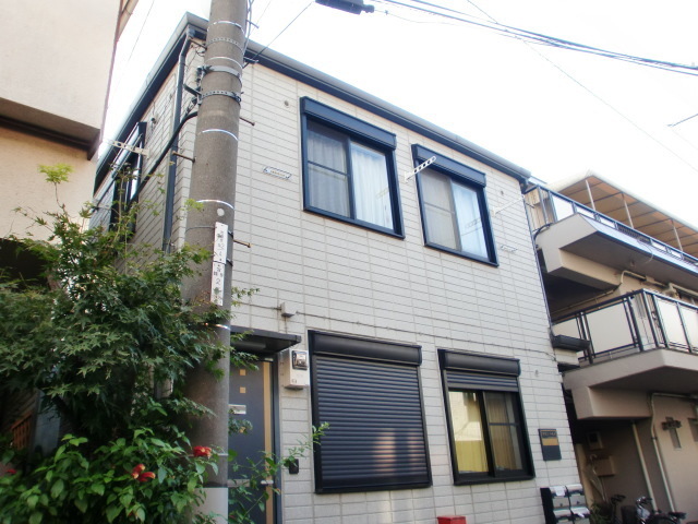 建物外観　２４時間管理だから入居中のトラブルも安心ですね。