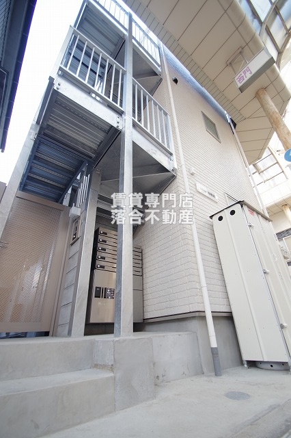 建物外観　2023年築。築浅