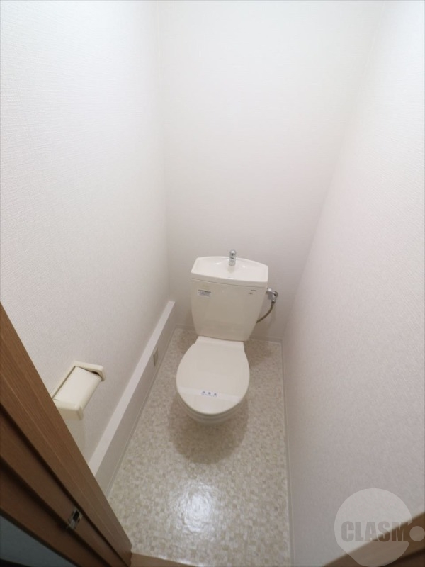 トイレ　綺麗な水回りです