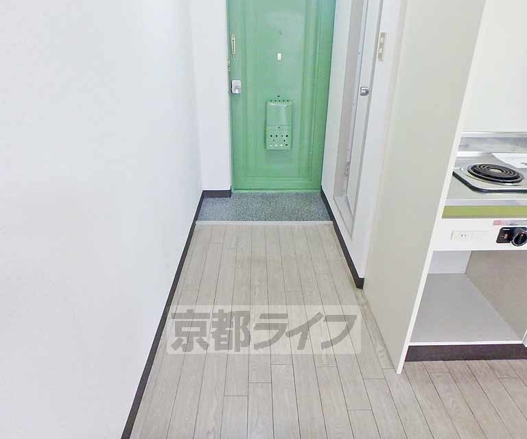 その他部屋・スペース　玄関から廊下にかけて