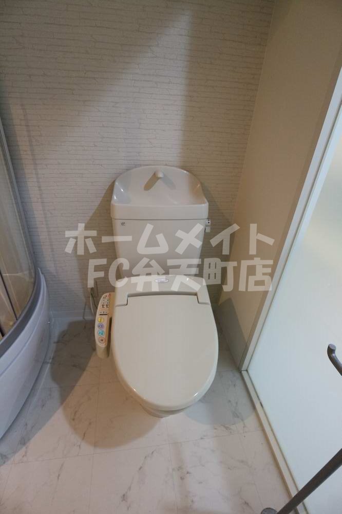 トイレ　ゆったりとした空間のトイレです