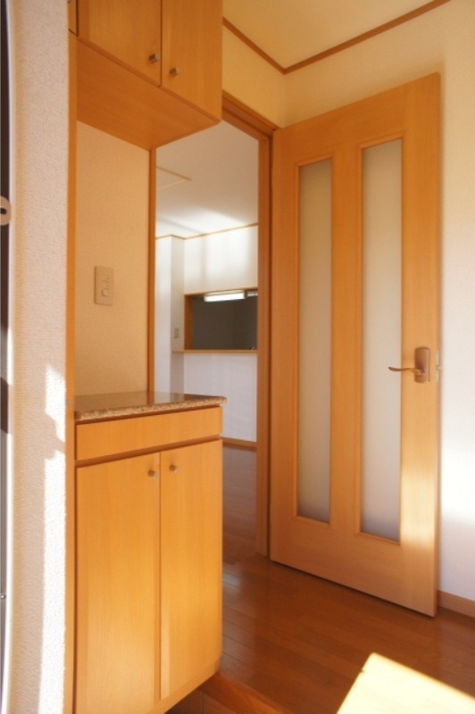 玄関　図面と現状に相違がある場合には現状を優先