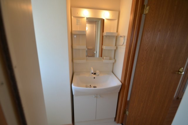 洗面設備　洗髪洗面化粧台