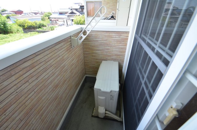 バルコニー　オシャレなバルコニー