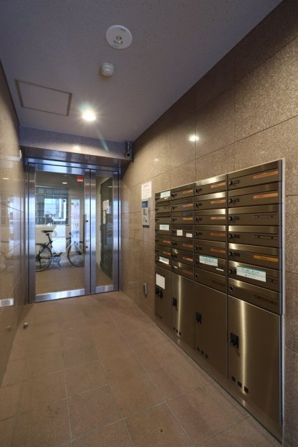 ロビー　ゆとりのあるロビーです