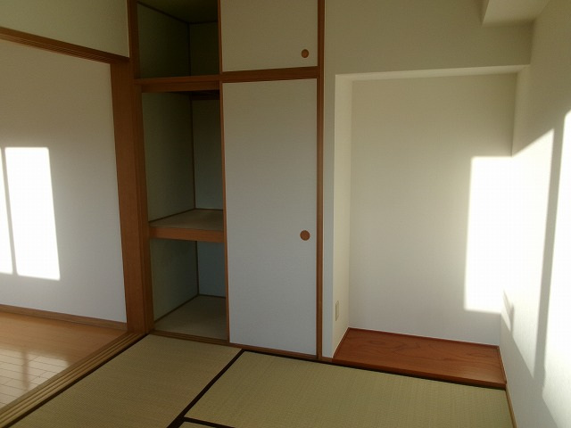 コンビニ　セブンイレブン広島高須駅前店（コンビニ）まで270m