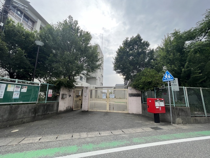 小学校　樋ノ口小学校（小学校）まで90m
