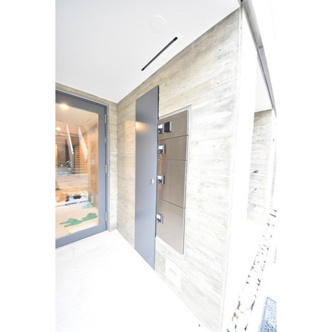 エントランス　ＰＡＳＥＯ白山I　文京区白山2