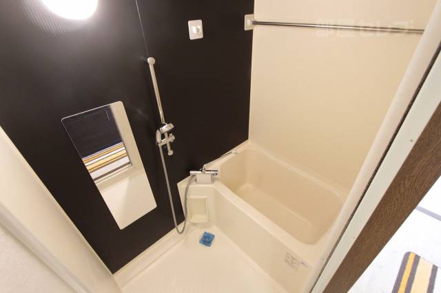 バス・シャワールーム　※１１０号室モデルルーム参照