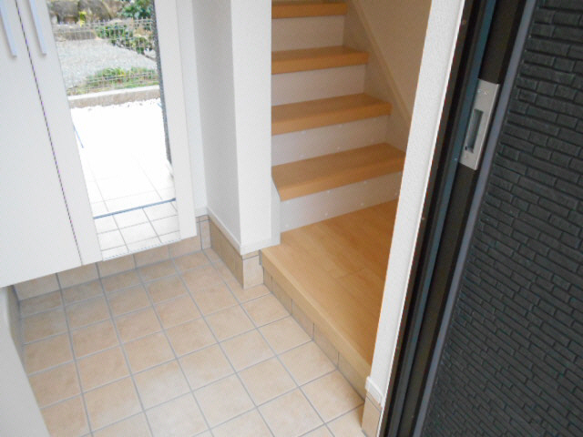 玄関　シューズボックスつき！！