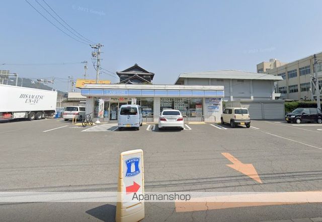 コンビニ　ローソン丸亀土器町西５丁目店（コンビニ）まで650m